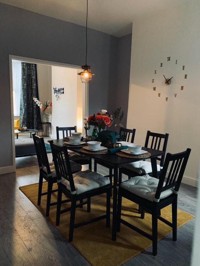 Stylish, Spacious & Luxurious Home - Parking ลิเวอร์พูล ภายนอก รูปภาพ